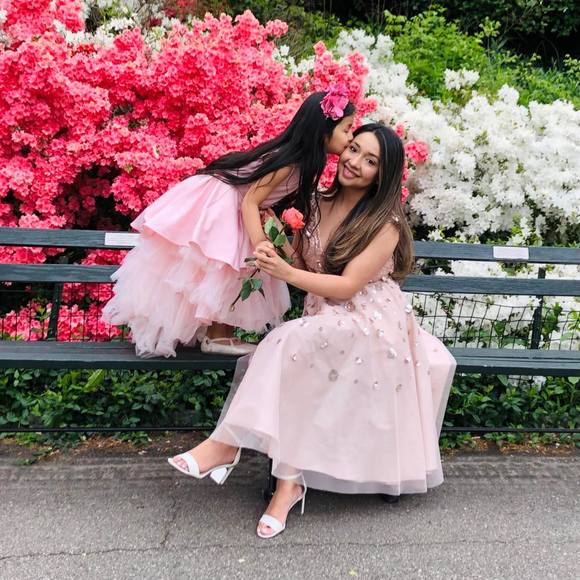 Meet your Posher, Angy - Picture 1 of 1